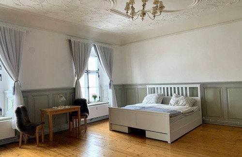Gutenzell Apartment | Apartment in the castle "The stork's nest"