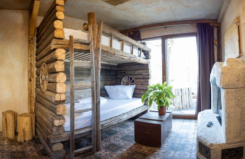 Coswig Apartment | Apartment in the carriage builder's house, bottom right