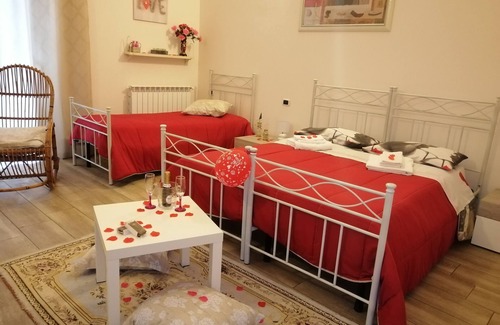 Taranto Bed & Breakfast | Apartment in the center of Taranto 20 meters from the pedestrian zone. No ztl
