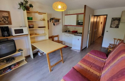 Laveissiere Apartment | Apartment in the heart of the resort, at the foot of the slopes