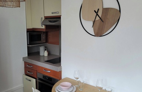 Rambouillet Apartment | Apartment in the heart of Rambouillet, 2 steps from the château grounds.