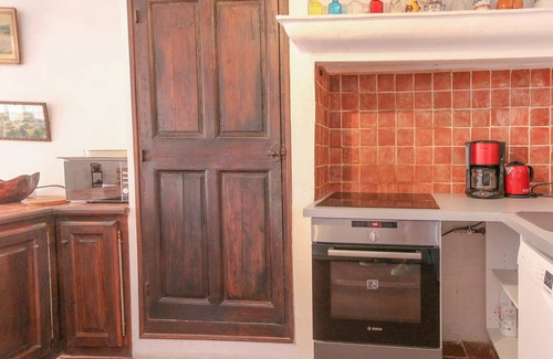 Le Cannet Apartment | Apartment in the heart of Le Cannet with AC, TERRACE, BENAKEY