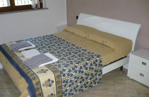 Vigentino House | apartment in the IEO / Fondazione Prada area
