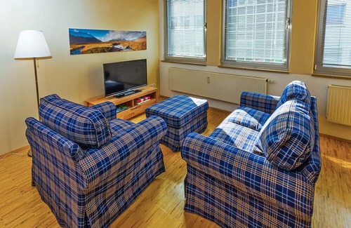 Altstadt - Sankt Lorenz Apartment | Apartment in the middle, 80m2 newly renovated in Nuremberg's Old Town and fitted top.