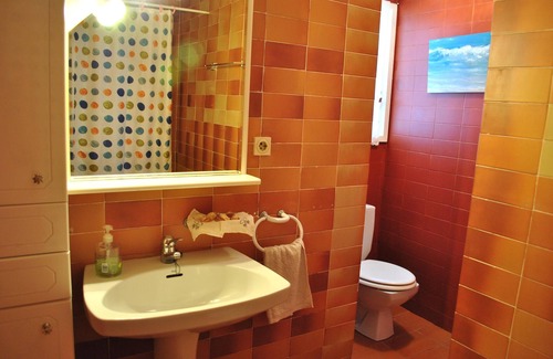 Tossa de Mar Apartment | Apartment in Tossa de Mar, with pool, 12 minutes from the beach 4 people.