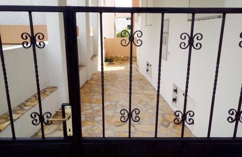 Tribunj Apartment | Apartment in Tribunj with Balcony, Air condition, WIFI (5038-3)