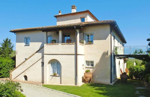 Gambassi Terme Apartment | Apartment in Tuscany with Golf & Pools