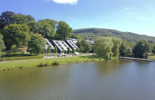 Vielsalm Apartment | Apartment in Vielsalm with Private Sauna