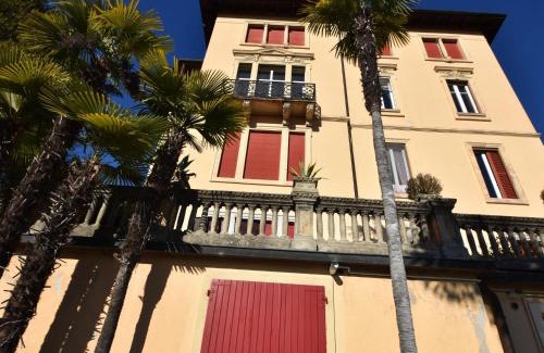 Vignone Apartment | Apartment in Vignone Villa Setting