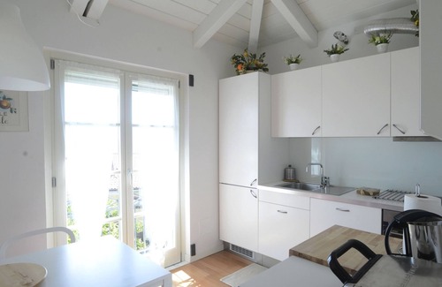 Carozzo Apartment | APARTMENT IN VILLA ON THE TOP FLOOR SEA VIEW