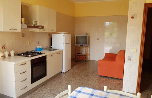 Briatico Apartment | Apartment in Villa with large Garden - 5 min from the sea -15 from Tropea