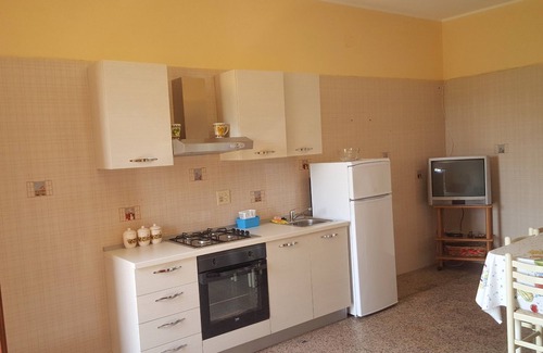 Briatico Apartment | Apartment in Villa with large Garden - 5 min from the sea -15 from Tropea