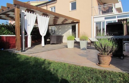 Zambratija Apartment | Apartment in Zambratija with Seaview, Terrace, Air condition, WIFI (4961-1)