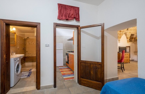 Centro Storico Apartment | Apartment 'Panaka - Bottega Dello Speziale' with Private Terrace and Air Conditioning
