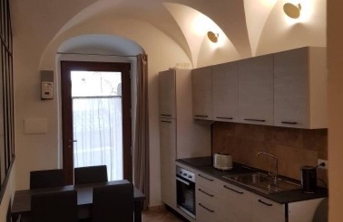 SantʼAgata di Puglia Apartment | Apartment 'Cafuorchie - Arco Pronti' with Mountain View, Wi-Fi and Air Conditioning