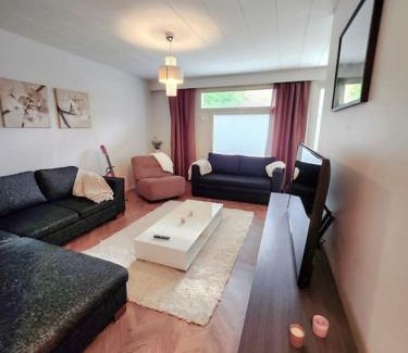 Ylamylly Apartment | Apartment Joensuu rauhallinen kolmio, autokatospaikka
