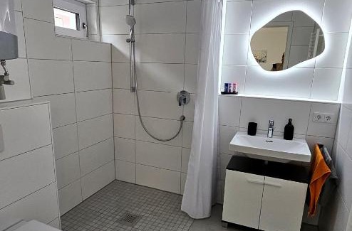 Links der Wertach-Sud Apartment | Apartment Küche Arbeitsplatz Netflix WLan Barrierefrei