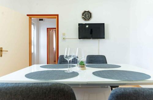 Suha Punta Apartment | Apartment Kampor 4
