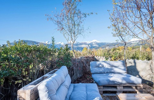 Naz Apartment | Apartment "Klementhof Nr 7" with Mountain View, Pool, Wi-Fi, Balcony & Garden