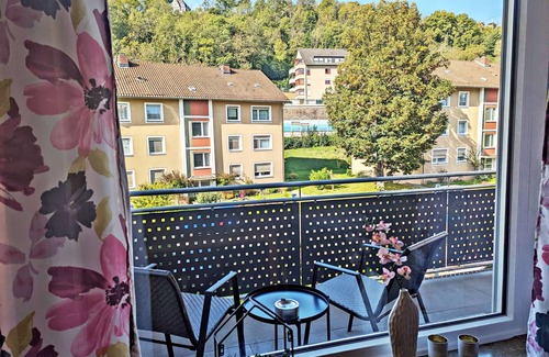 Sued Apartment | Apartment 'Koblenz City Wohnung Rechts' with Balcony and Wi-Fi
