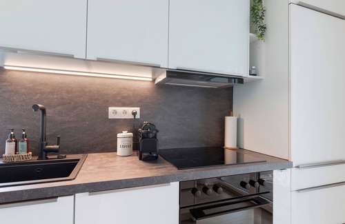 Schorndorf Apartment | Apartment 'Kosmaway' with Private Pool, Wi-Fi and Air Conditioning