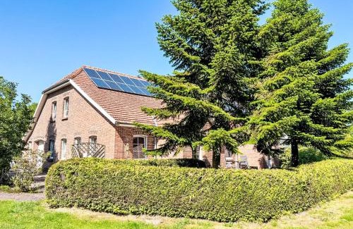 Sudarle Apartment | Apartment Krüger-2 by Interhome