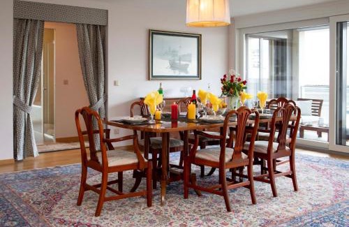 Montreux City Centre Apartment | Apartment L'Esplanade A1-4 by Interhome