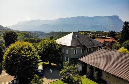 La Chapelle-Blanche Apartment | Apartment 'La Magnanerie' with Mountain View, Private Garden and Wi-Fi