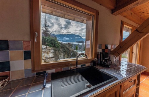 Montagnole Cottage | Apartment 'La Grange Aux Ecureuils 4 Pers' with Mountain View, Private Terrace and Private Garden