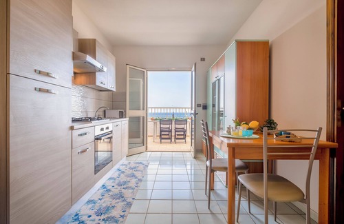 Castelsardo Historic Centre Apartment | Apartment 'La Marina Beach House' with Sea View, Balcony and Air Conditioning