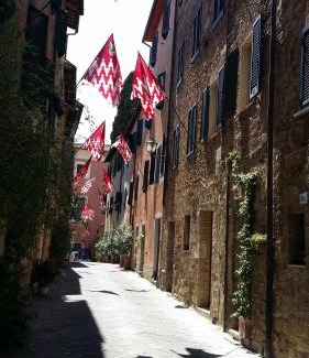 San Quirico d'Orcia House | Apartment La Scala 1572