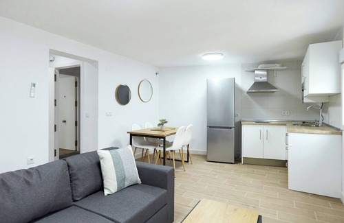 Andujar Apartment | Apartment 'La Victoria C' with Balcony, Wi-Fi and Air Conditioning
