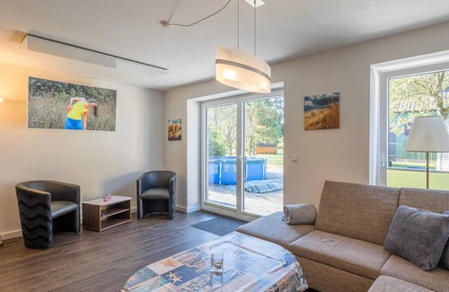 Horstedt Apartment | Apartment Landliebe on Nordstrand for up to 3 people