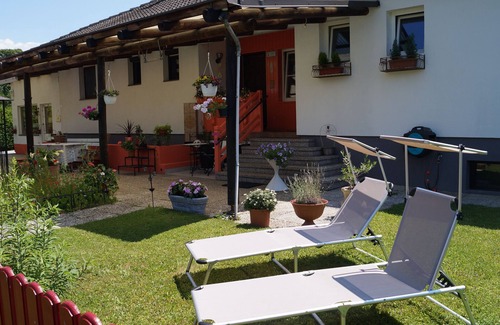 Klopein am Klopeiner See Apartment | Apartment 'Landhaus Noreia' with Mountain View, Shared Terrace and Wi-Fi