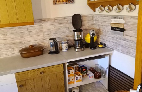 Jungersdorf Apartment | Apartment 'Langerwehe' with Private Terrace, Private Garden and Wi-Fi