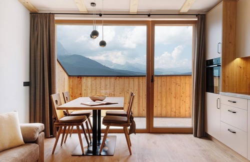 Daunei Apartment | Apartment 'Lat' with Mountain View, Shared Garden and Wi-Fi