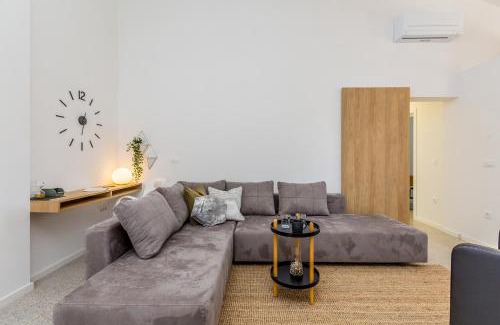 Salatic Apartment | Apartment LAURUS