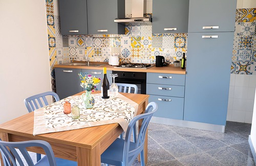 Montecorice Apartment | Apartment 'Lavanda Con Piscina' with Sea View, Wi-Fi and Air Conditioning