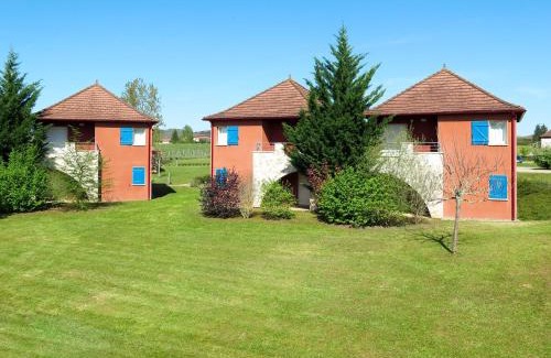 Prayssac Apartment | Apartment Le Domaine de Claire Rive-1 by Interhome