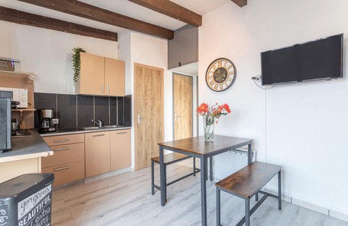 Port Leucate Apartment | Apartment 'Les Sablons' with Mountain View, Private Terrace and Air Conditioning