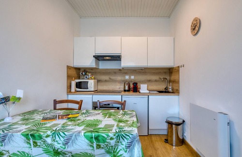 La Salvetat-sur-Agout House | Apartment 'Les Tables Aux Vaches-Chambre Agout' with Private Terrace, Private Garden and Wi-Fi