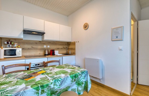 La Salvetat-sur-Agout House | Apartment 'Les Tables Aux Vaches-Chambre Agout' with Private Terrace, Private Garden and Wi-Fi