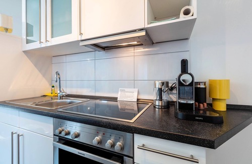 Hertingen Apartment | Apartment 'Linnea' with Balcony and Wi-Fi