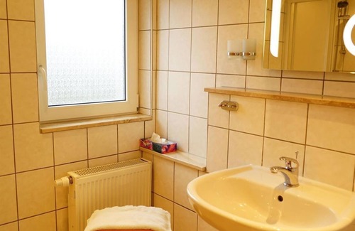 Pirna Bed & Breakfast | Apartment, living/bedroom - Pension Nr. 13