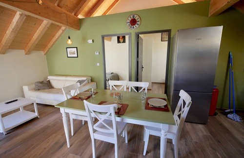 Le Bourg-d'Oisans Apartment | Apartment 'Lodge Fabissa' with Mountain View, Private Terrace and Wi-Fi
