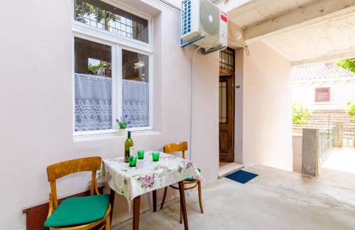 Gruz Apartment | Apartment Lucy