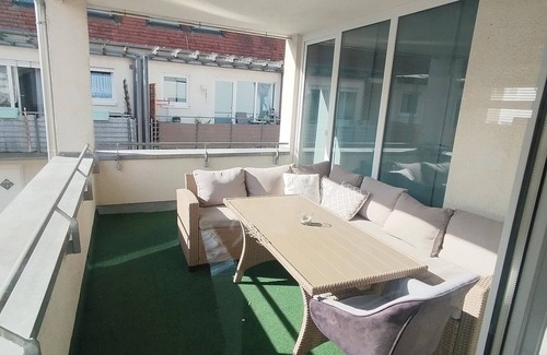 Backnang Apartment | Apartment 'Luxury Lounge 150' with Balcony and Wi-Fi