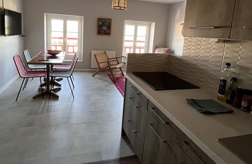 Caro Apartment | Apartment 'Maison Biscaya 4 Pers 2e Étage' with Mountain View, Wi-Fi and Air Conditioning