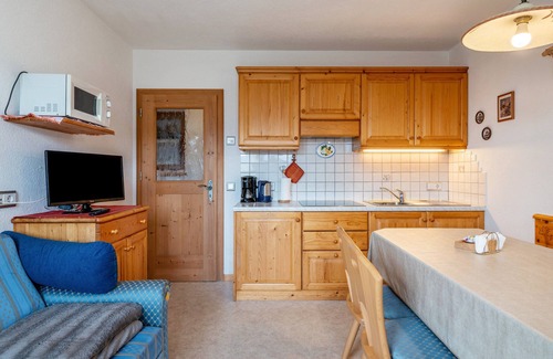 Albions Apartment | Apartment 'Malsötscherhof A' with Mountain View, Private Terrace and Wi-Fi