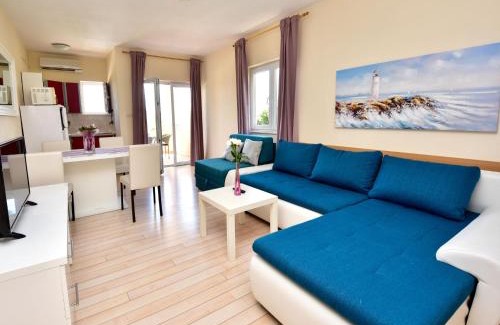 Dinjiska Apartment | Apartment Melandura-4 by Interhome